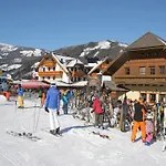 In Lungau, Right Next To The Lift Apartamento
