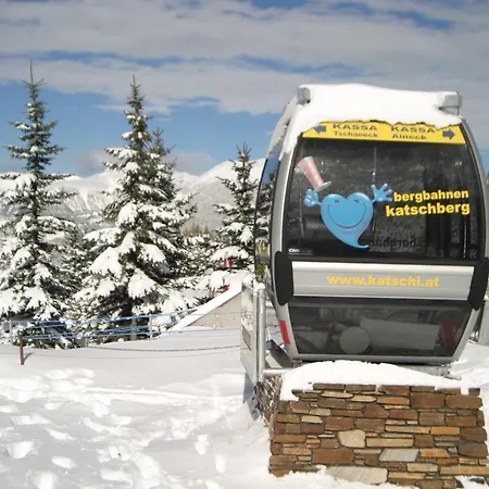Close To Skiing Apartment