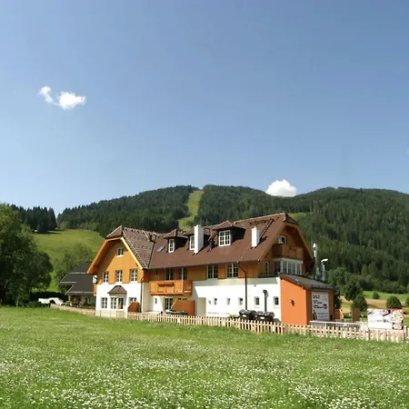 In Lungau, Right Next To The Lift * Sankt Margarethen im Lungau