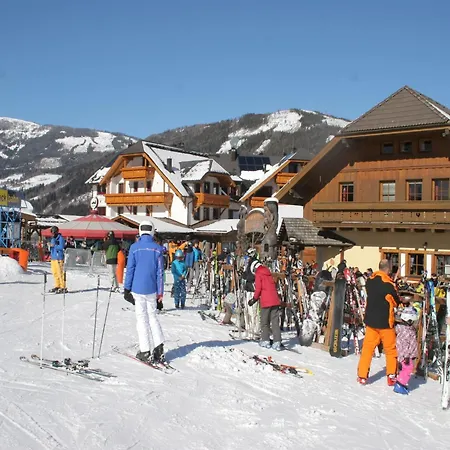 In Lungau, Right Next To The Lift Lejlighed