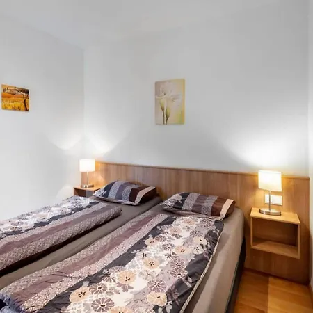 In Lungau, Right Next To The Lift Apartment